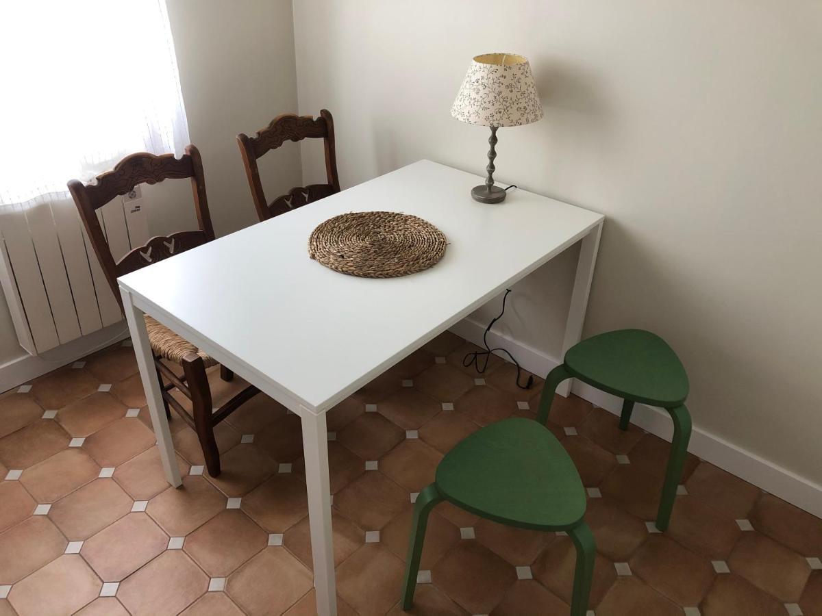 Aparthotel La Casita De El Montan Baja à Avilés Extérieur photo